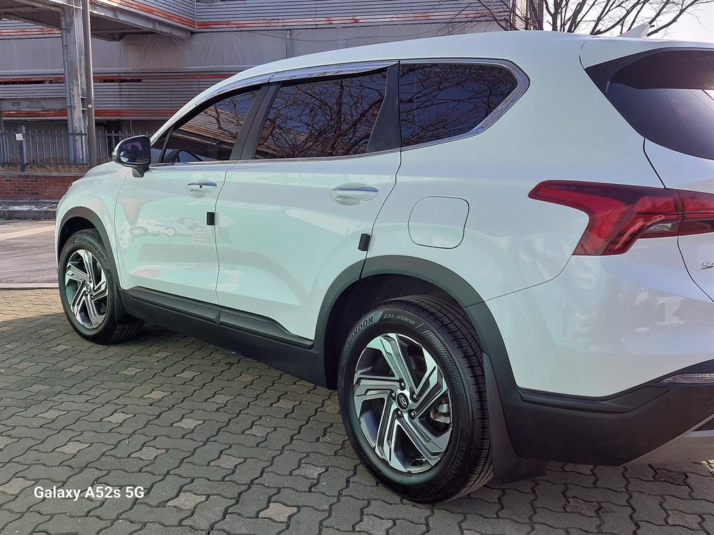 HYUNDAI Santa Fe - Vista 5