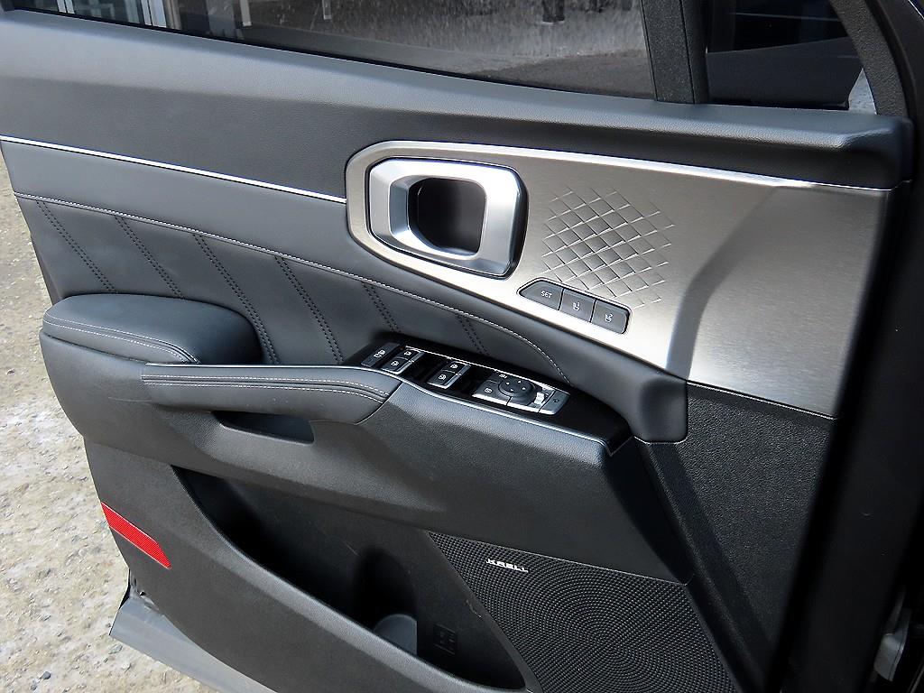 KIA Sorento - Vista 12