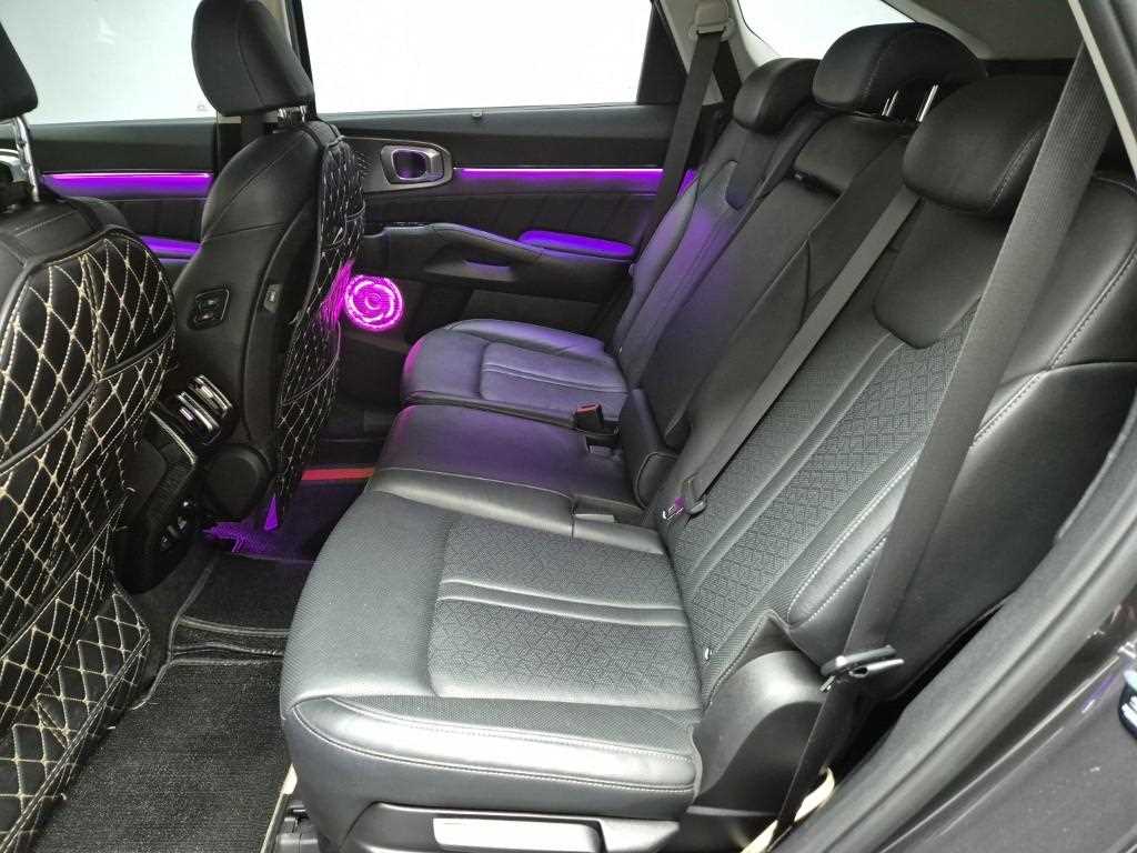 KIA Sorento - Vista 12