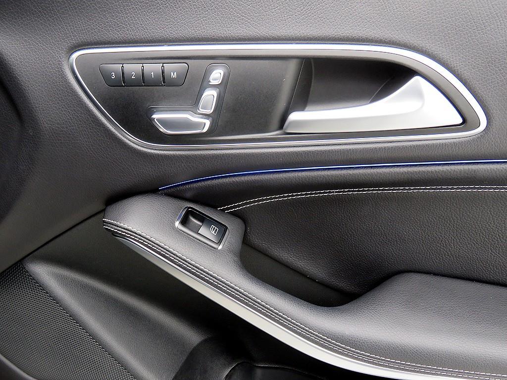 Mercedes Benz CLA Class - Vista 10