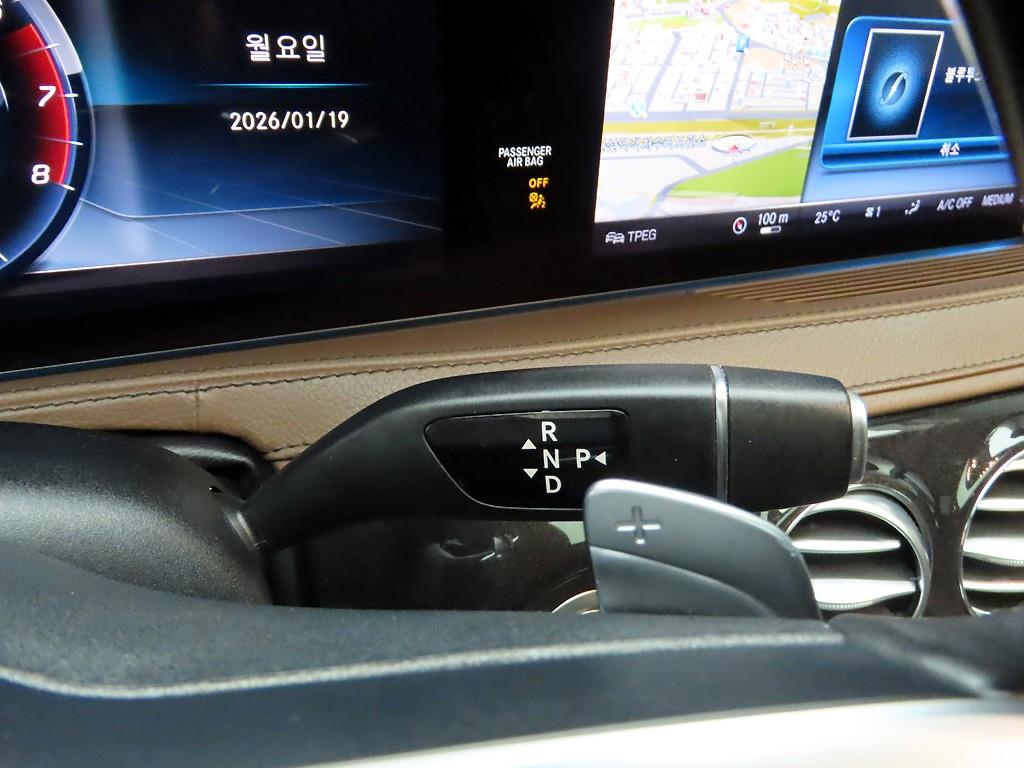 Mercedes Benz S Class - Vista 10