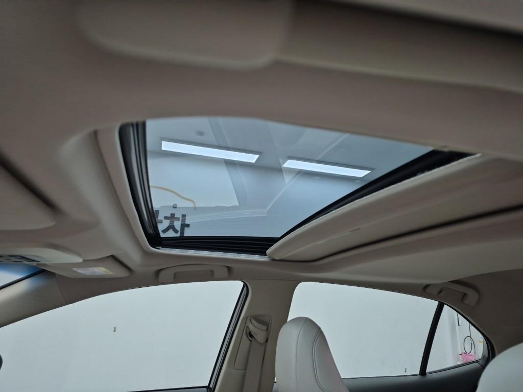 Toyota Camry 2022 Café - Importación desde Corea - HF Imports Iquique - Foto 13