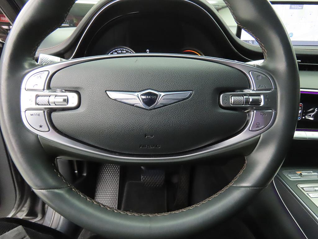 Genesis GV70 - Vista 10