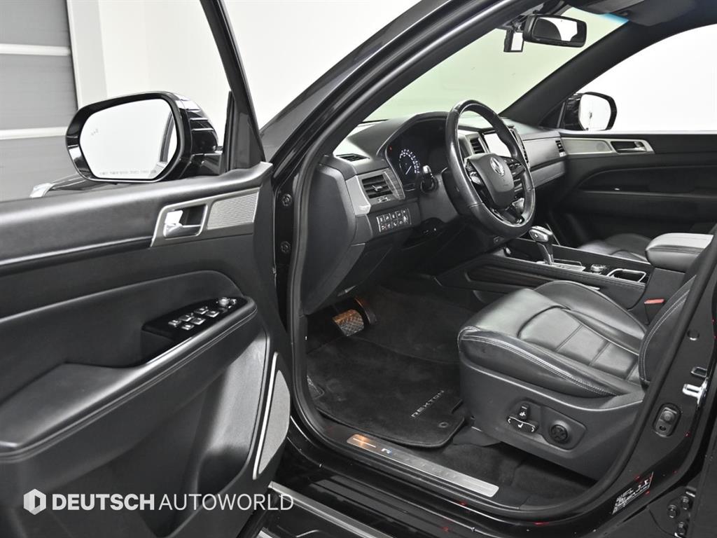 Ssangyong Rexton - Vista 11