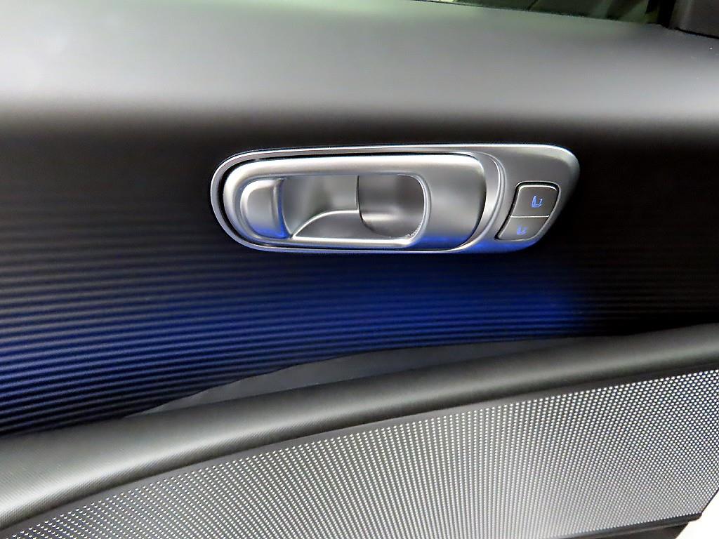 HYUNDAI Ioniq 6 - Vista 11