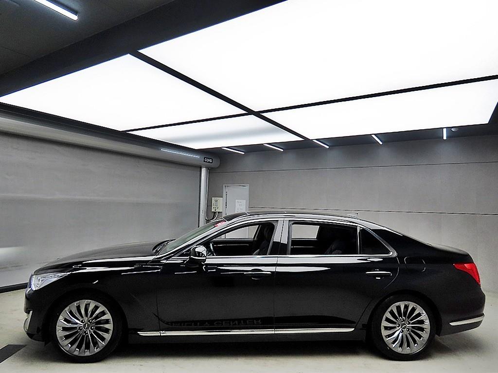 Genesis EQ900 - Vista 4