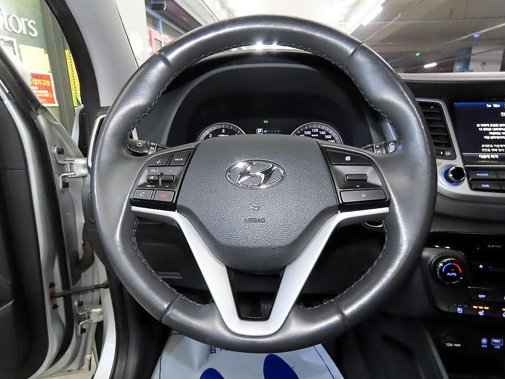 HYUNDAI Tucson - Vista 8