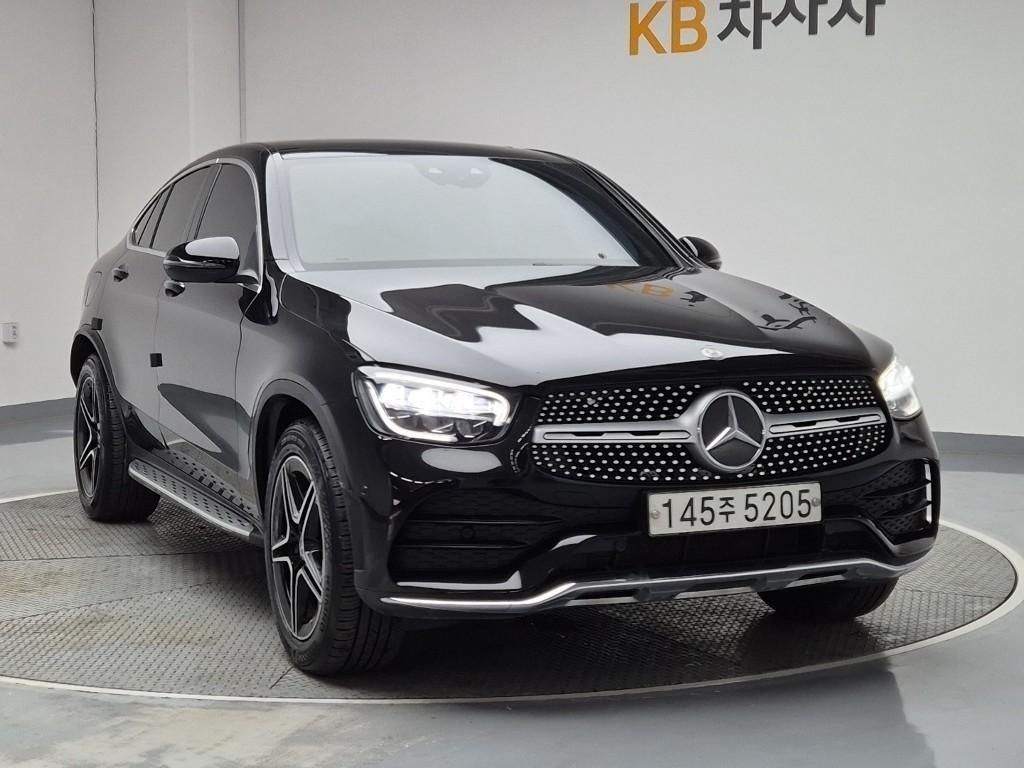 Mercedes Benz GLC Class - Vista 4