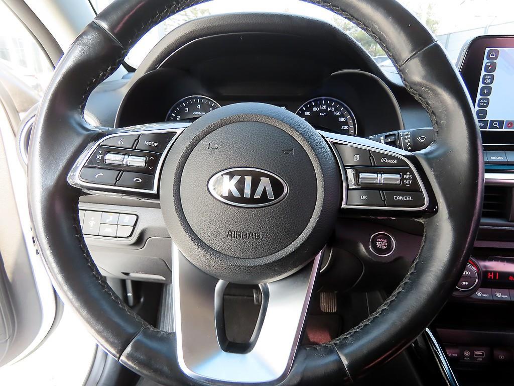 KIA K3 - Vista 8