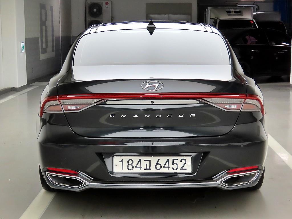 HYUNDAI Grandeur - Vista 3