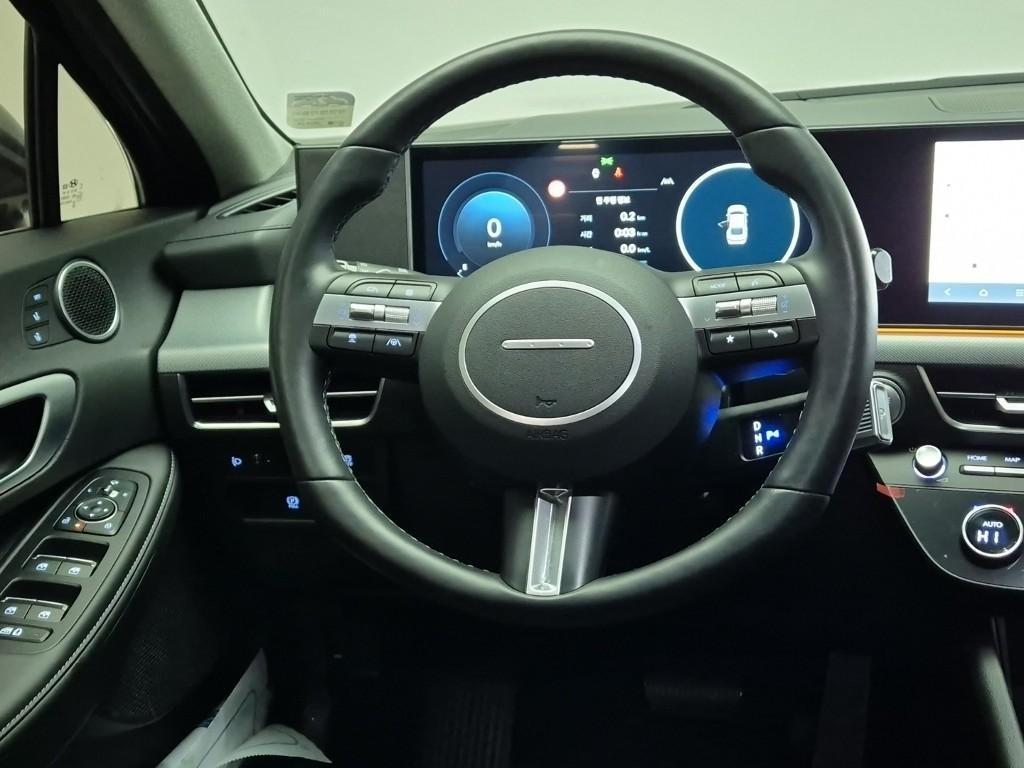 HYUNDAI Sonata - Vista 9