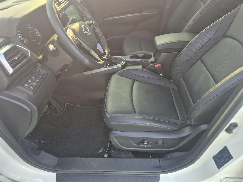 Ssangyong Tivoli - Vista 12