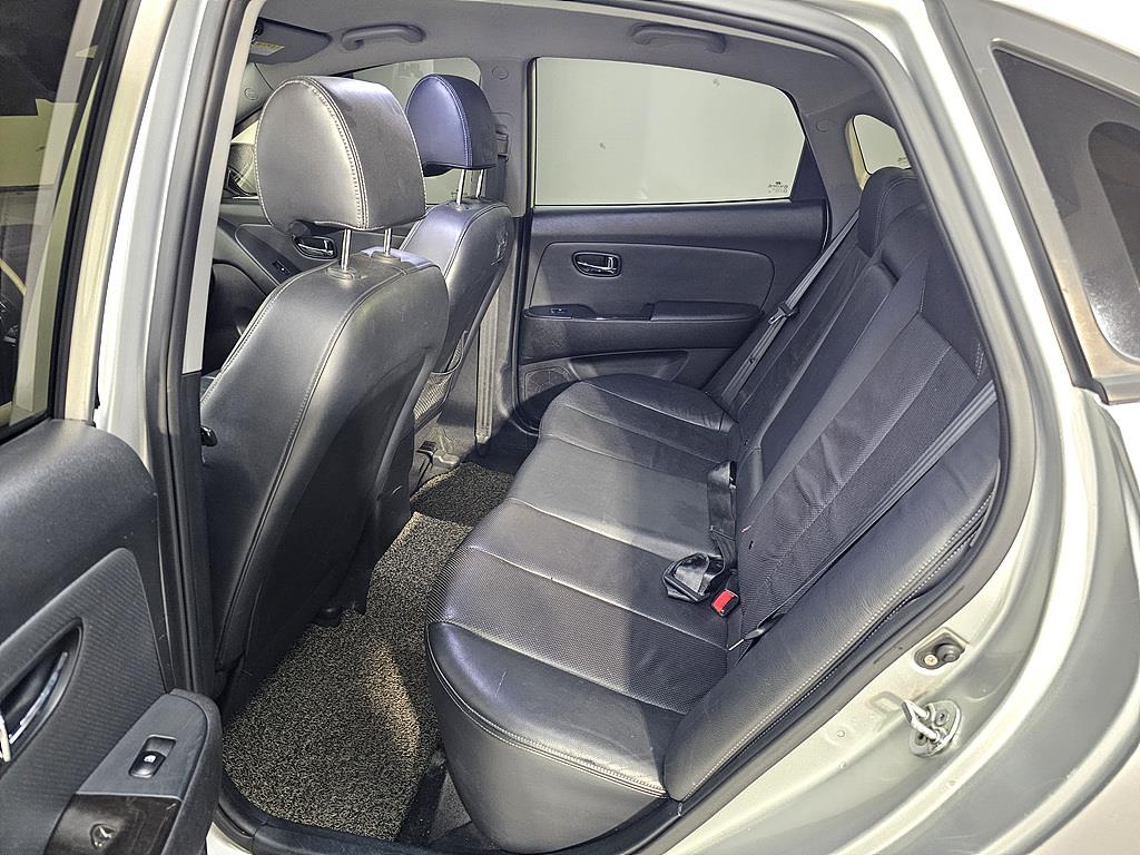 HYUNDAI Avante - Vista 8