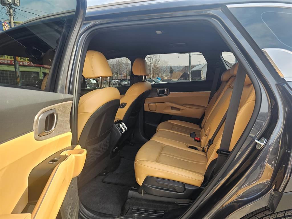 KIA Sorento - Vista 11