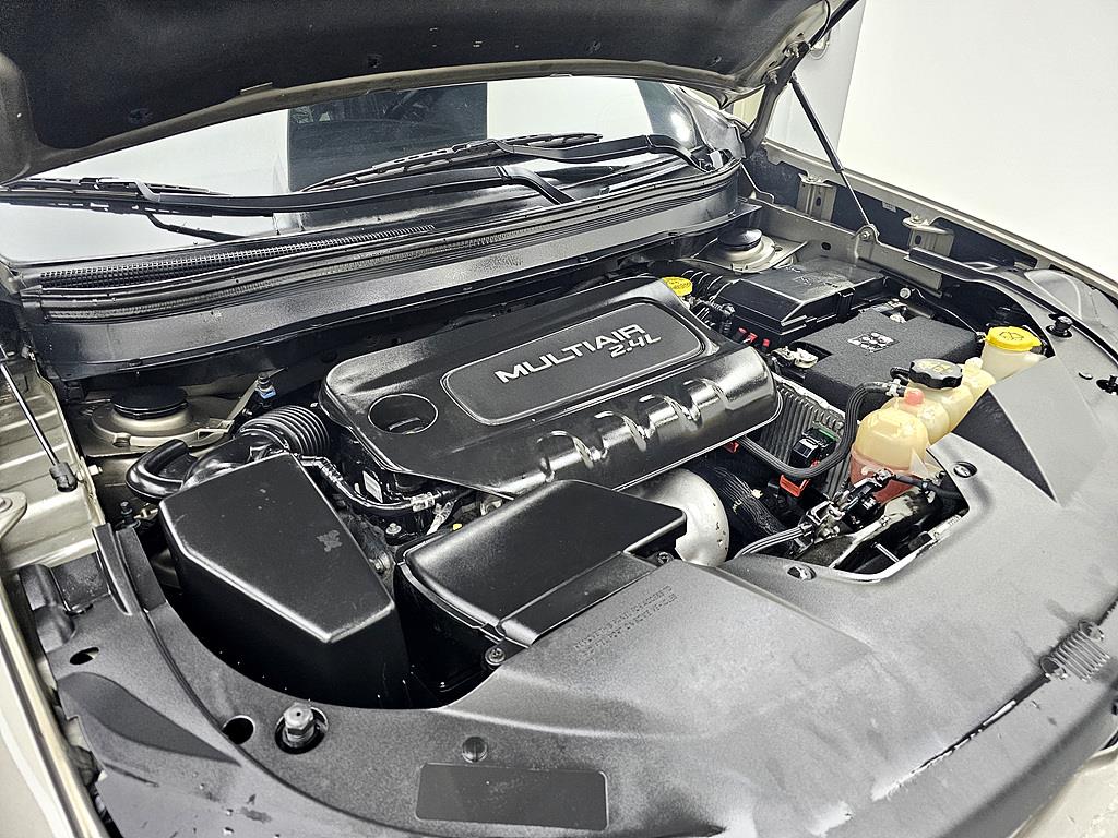 Jeep Cherokee - Vista 6