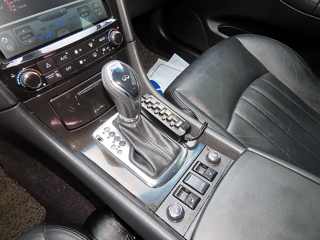 Infiniti EX - Vista 10