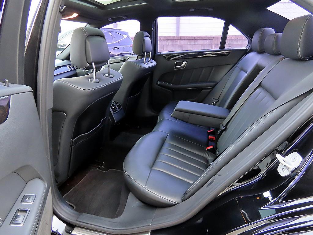 Mercedes Benz E class - Vista 6