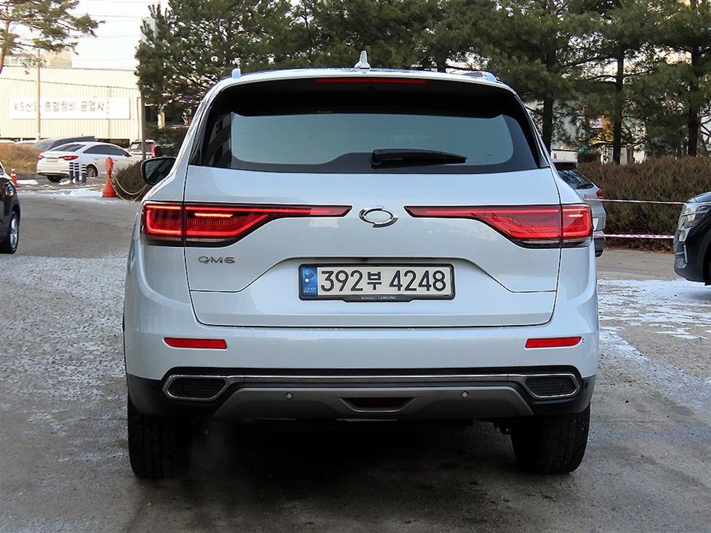 SAMSUNG QM6 - Vista 4