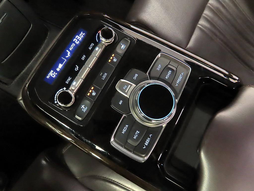 Genesis EQ900 2016 Blanco - Importación desde Corea - HF Imports Iquique - Foto 13