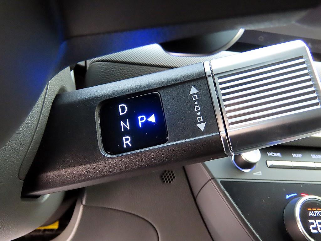 HYUNDAI Sonata - Vista 11