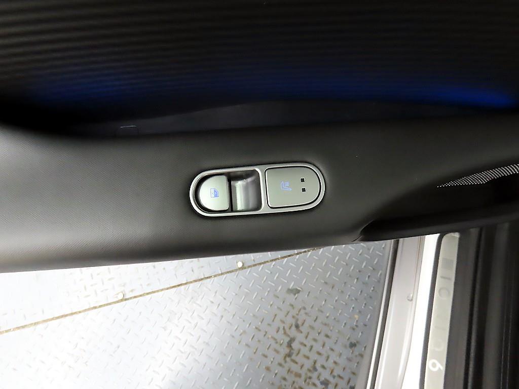 HYUNDAI Ioniq 6 - Vista 12