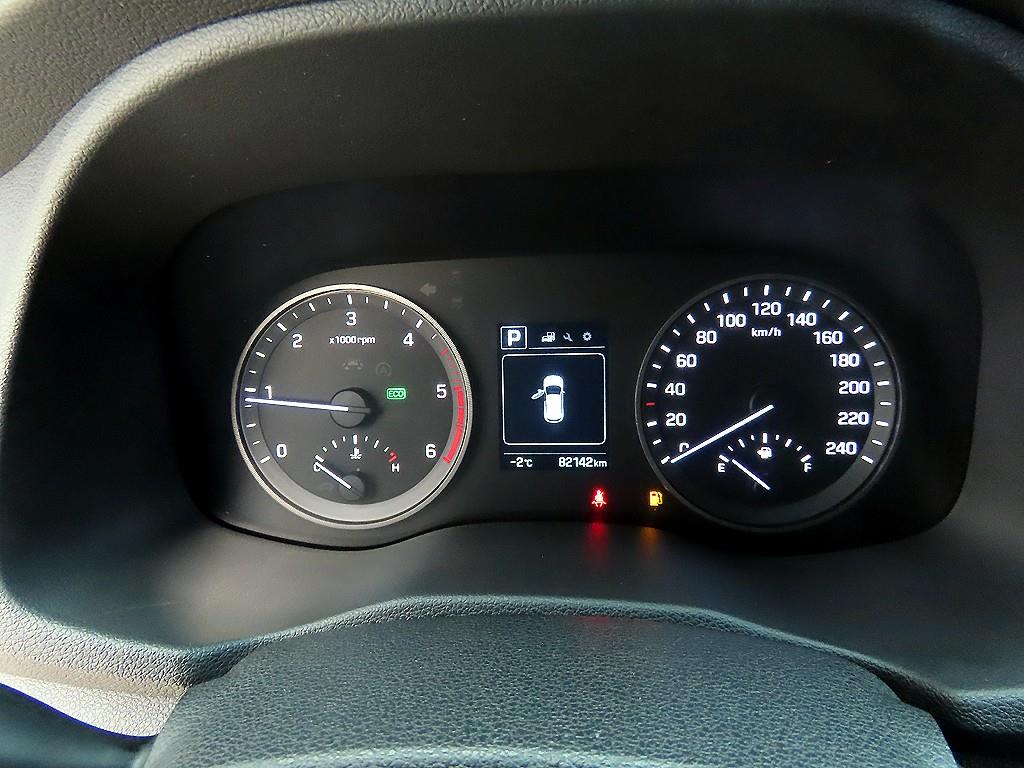 HYUNDAI Tucson - Vista 9