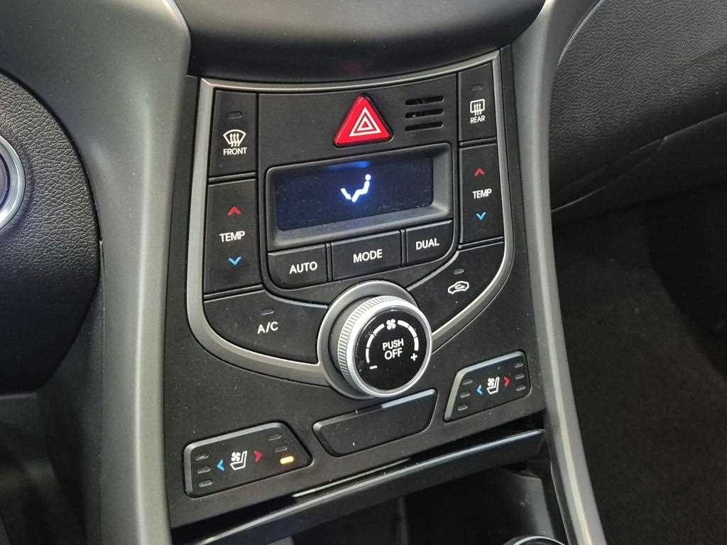 HYUNDAI Avante 2014 Blanco - Importación desde Corea - HF Imports Iquique - Foto 18