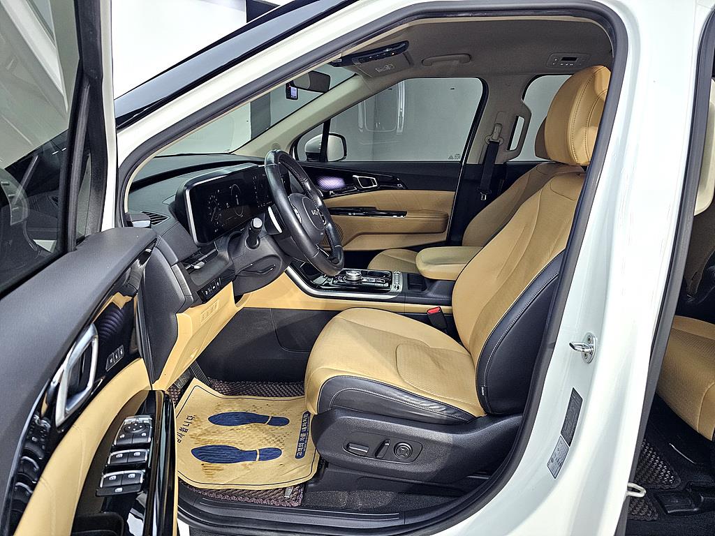 KIA Carnival - Vista 8