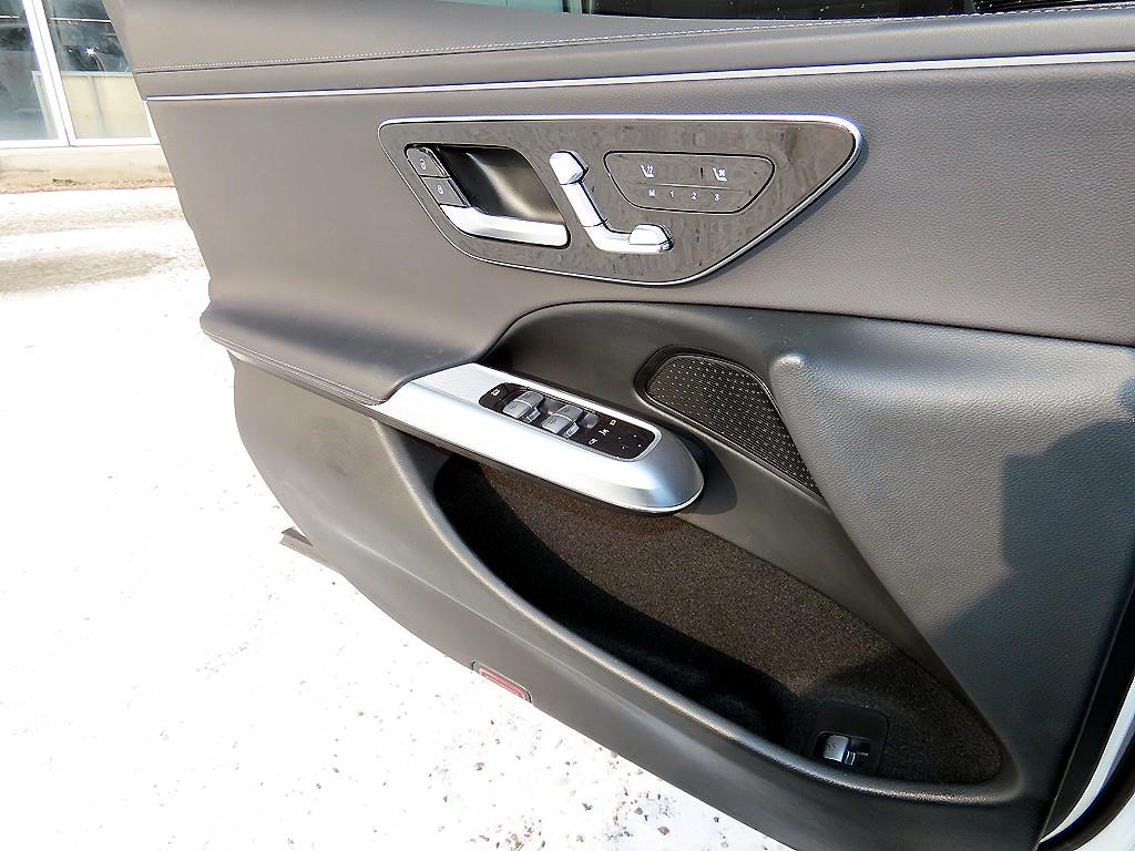 Mercedes Benz E class - Vista 11