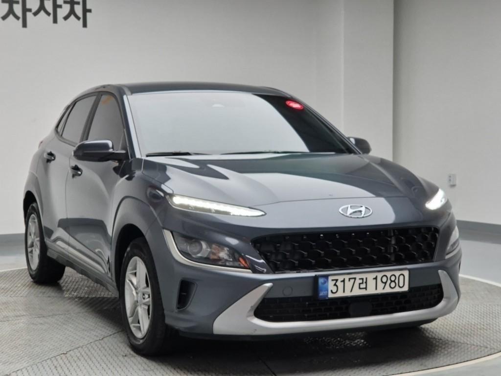 HYUNDAI Kona - Vista 4