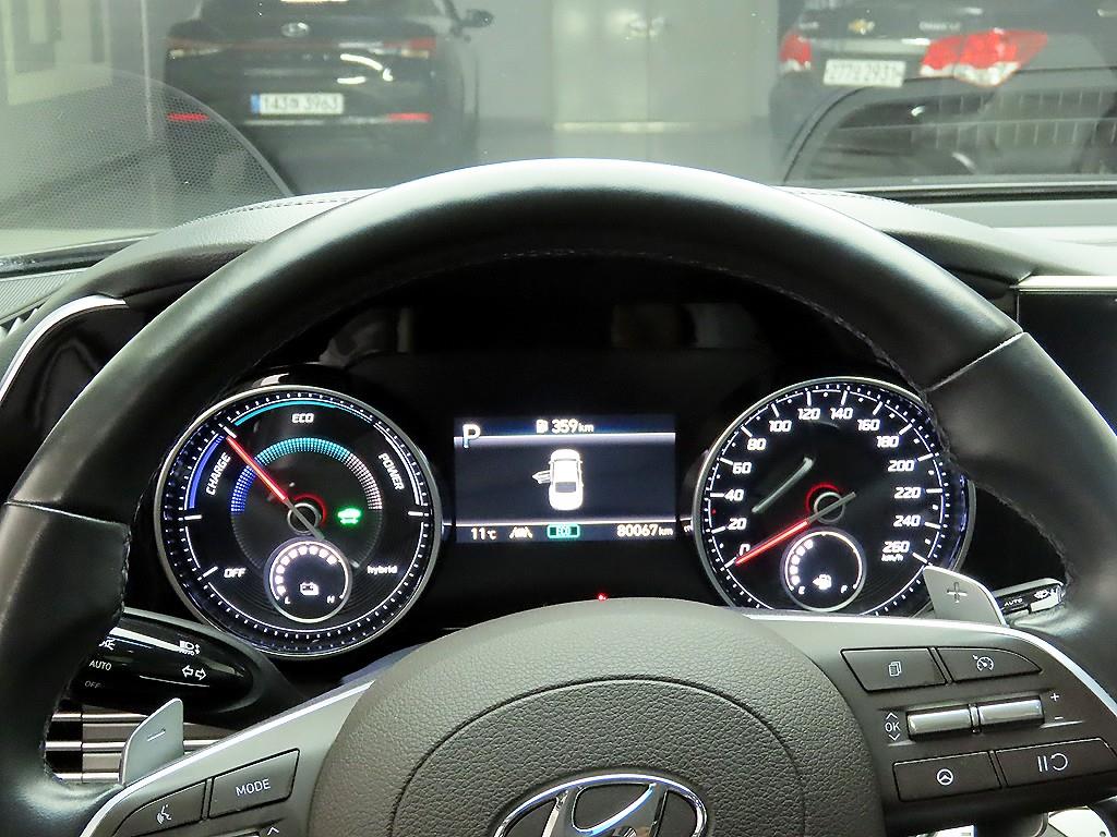 HYUNDAI Grandeur - Vista 7