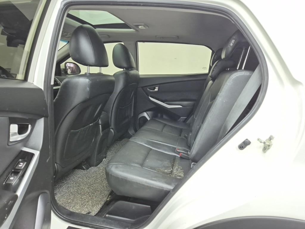 Ssangyong Korando - Vista 12