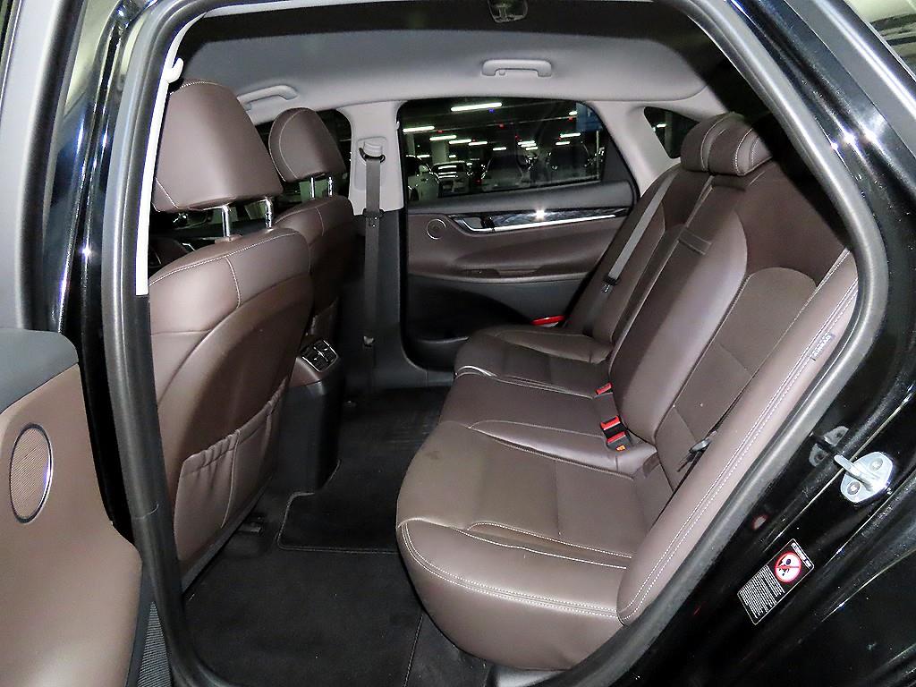 HYUNDAI Grandeur - Vista 7