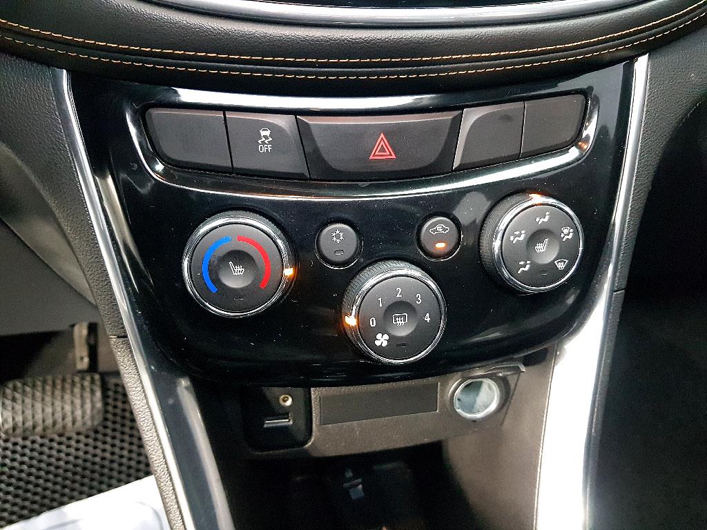 Chevrolet Trax 2018 Gris - Importación desde Corea - HF Imports Iquique - Foto 13