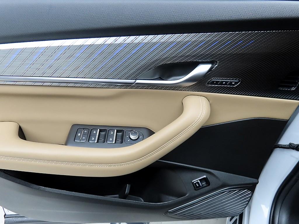 SAMSUNG Grand Koleos - Vista 11