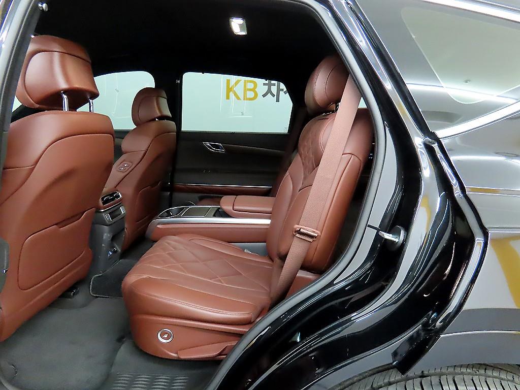 Genesis GV80 - Vista 6