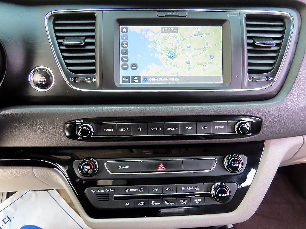 KIA Carnival 2018 Plateado - Importación desde Corea - HF Imports Iquique - Foto 14