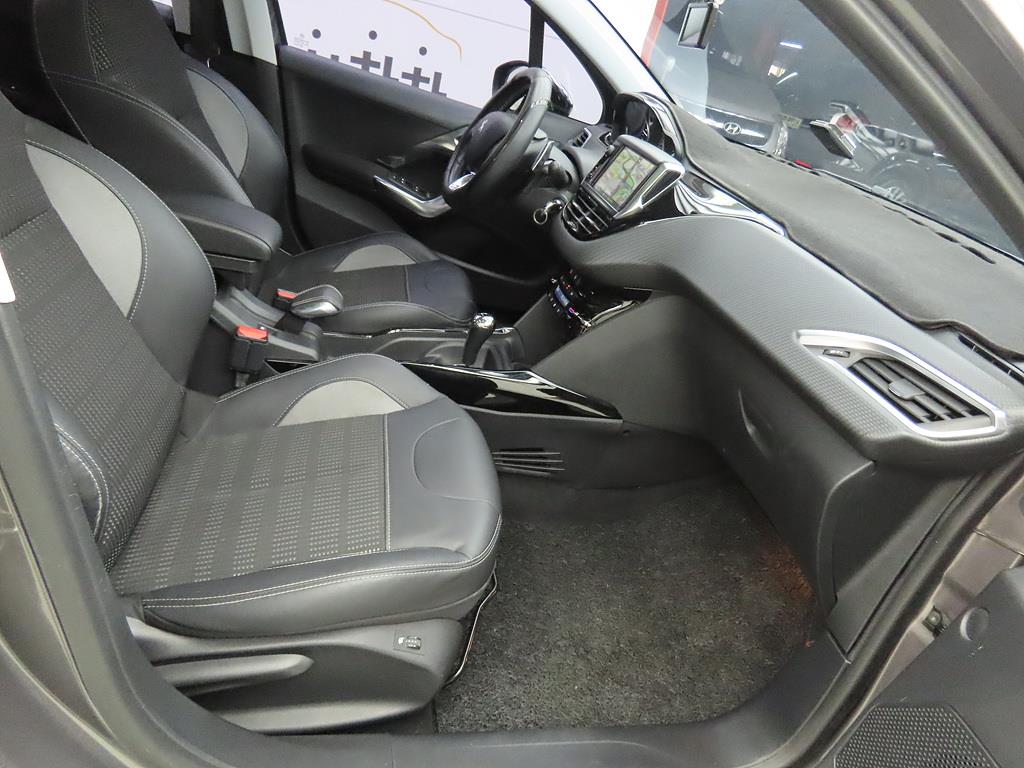 Peugeot 2008 - Vista 6