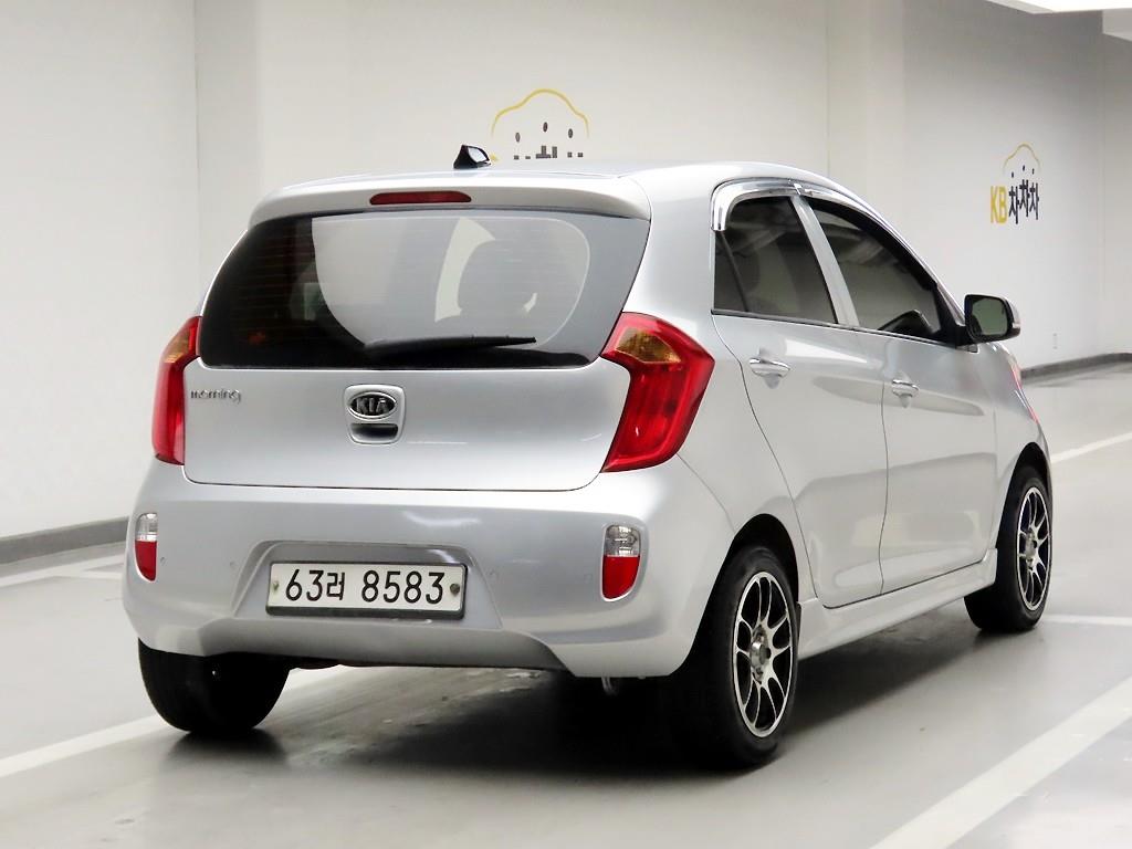 KIA Morning - Vista 4