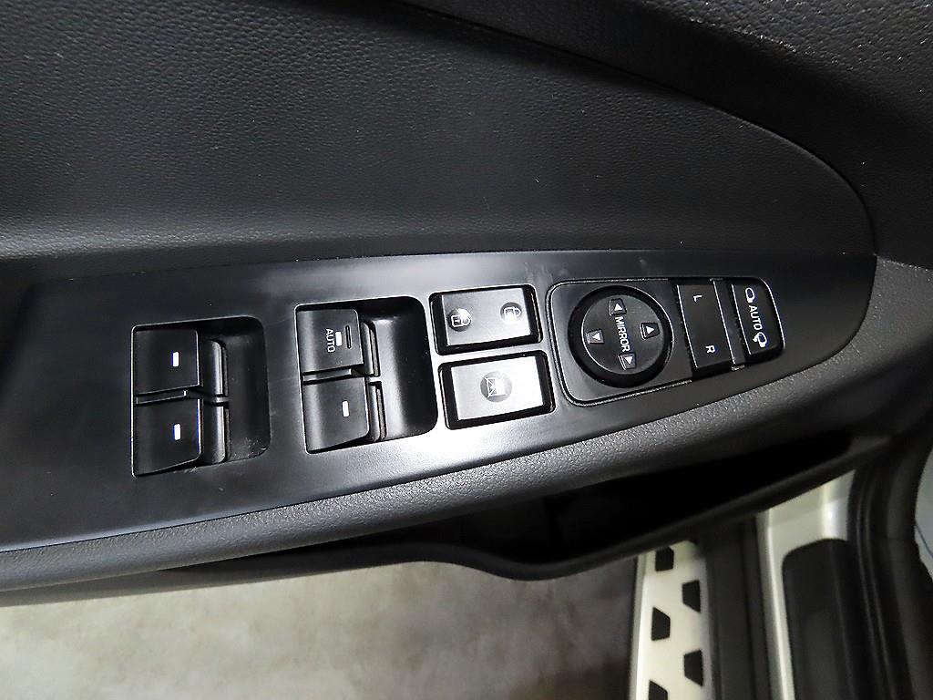 HYUNDAI Tucson 2016 Plateado - Importación desde Corea - HF Imports Iquique - Foto 13