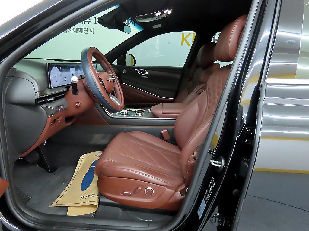 Genesis GV80 - Vista 5