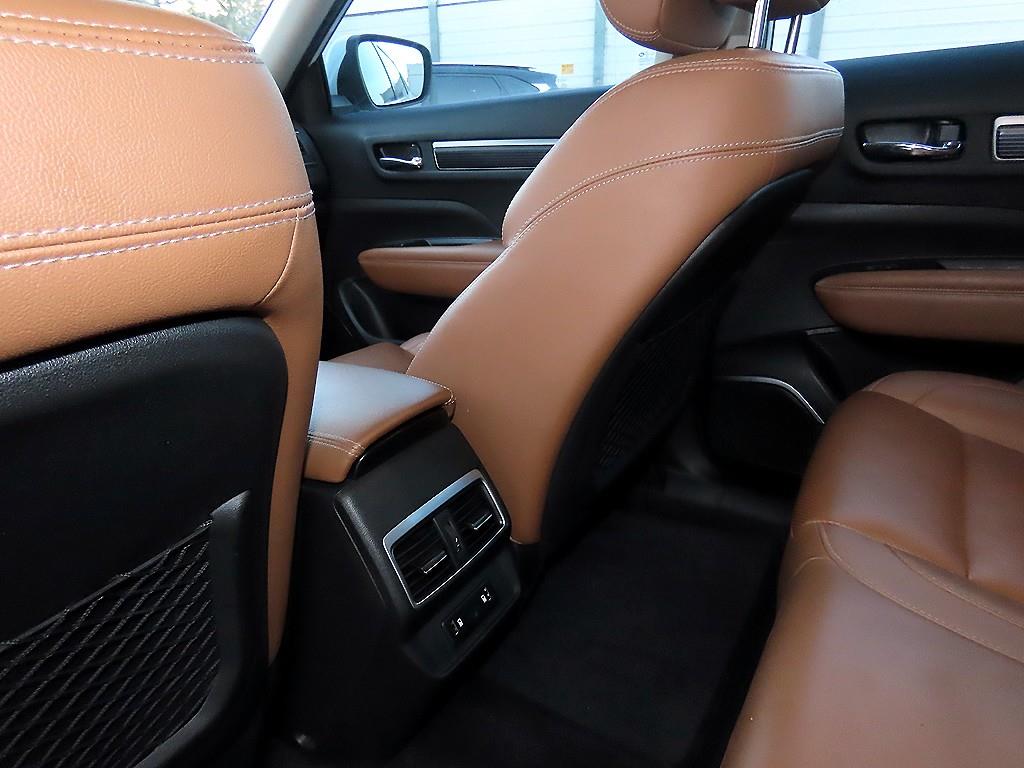 SAMSUNG QM6 2022 Blanco - Importación desde Corea - HF Imports Iquique - Foto 15