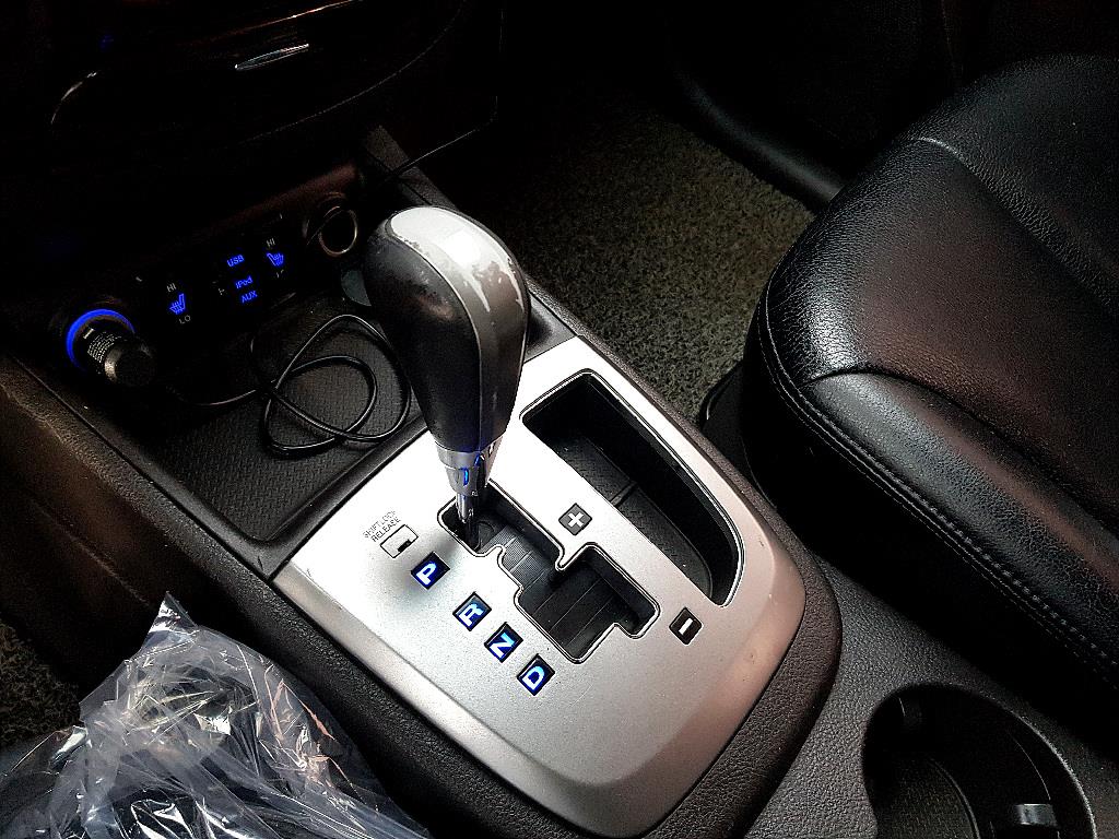 HYUNDAI Santa Fe 2010 Gris - Importación desde Corea - HF Imports Iquique - Foto 14