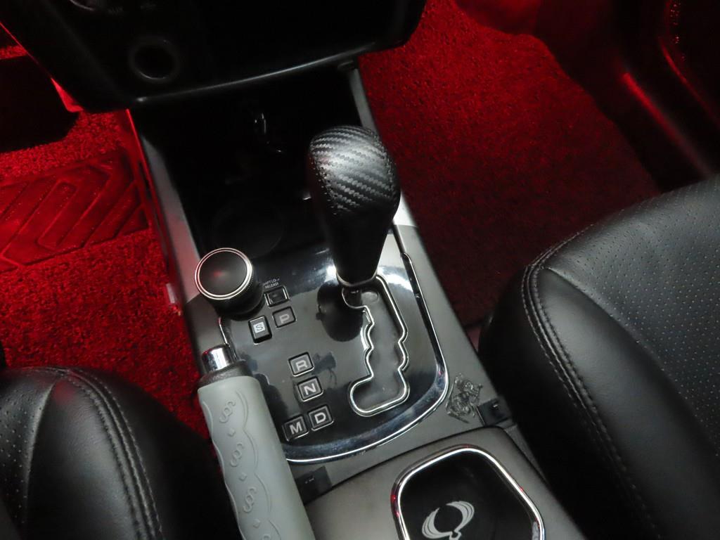 Ssangyong Korando 2015 Blanco - Importación desde Corea - HF Imports Iquique - Foto 13