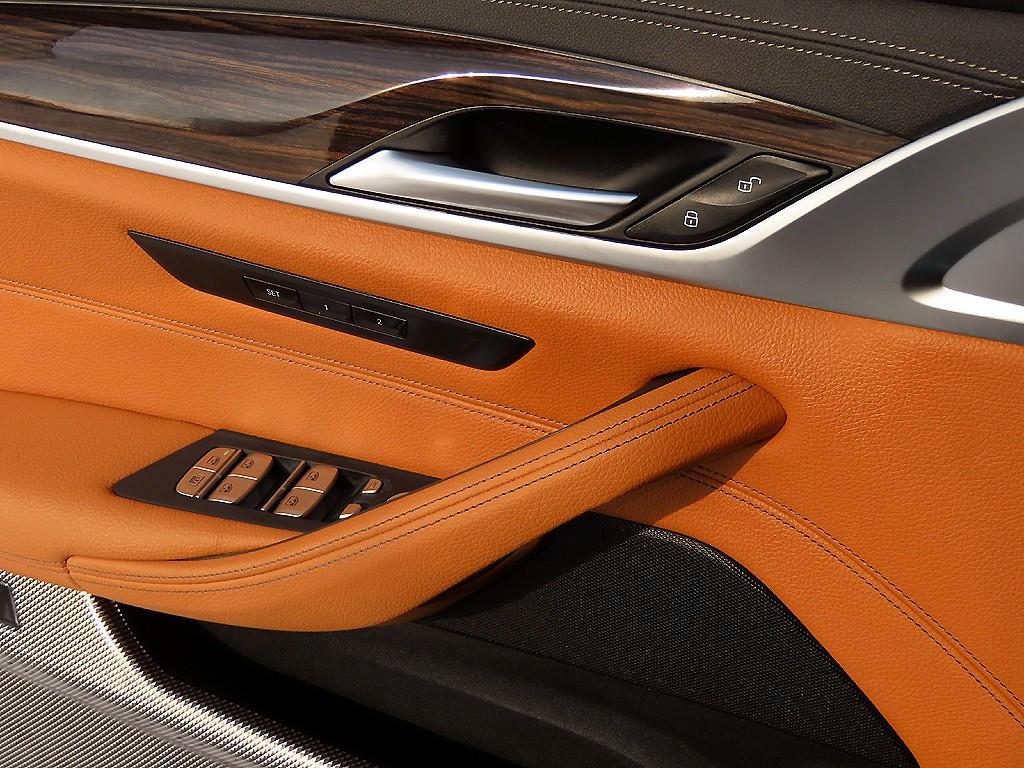 BMW 5 Series - Vista 12