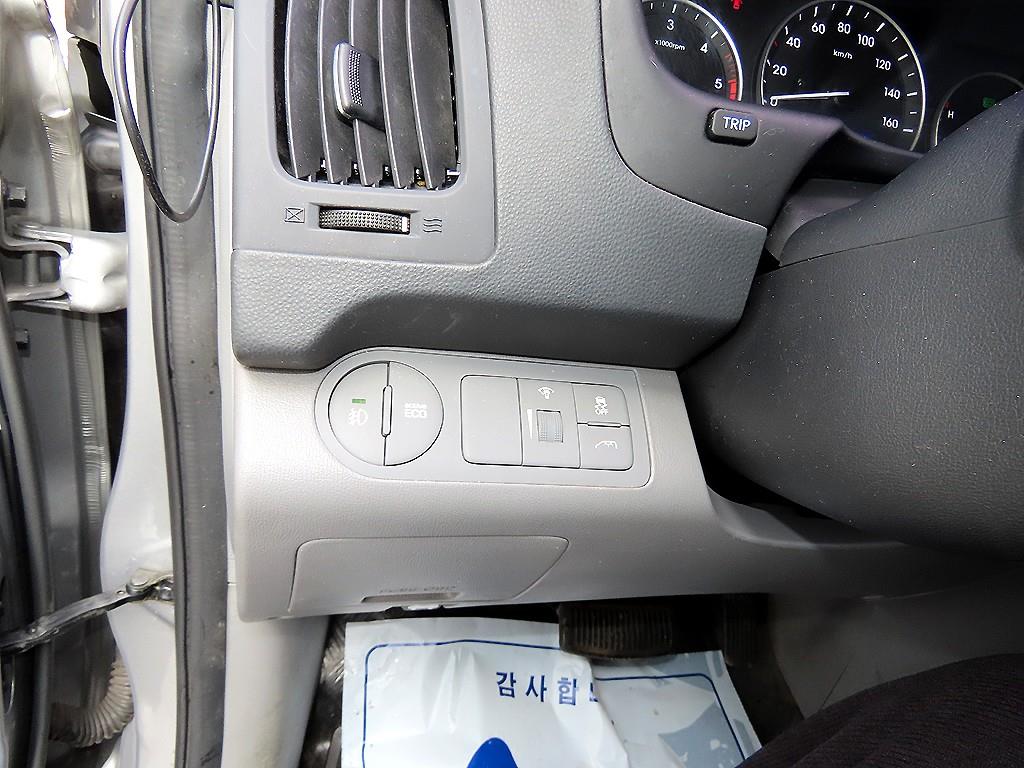 HYUNDAI Starex 2018 Gris - Importación desde Corea - HF Imports Iquique - Foto 13