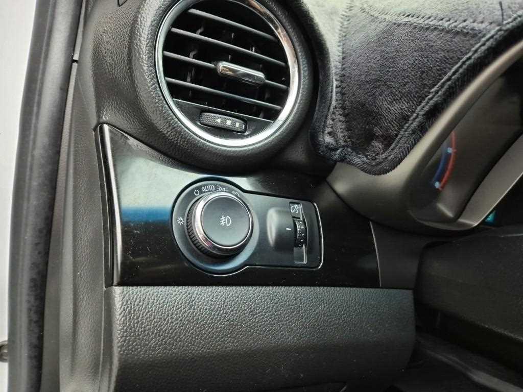 Chevrolet Orlando 2012 Blanco - Importación desde Corea - HF Imports Iquique - Foto 17