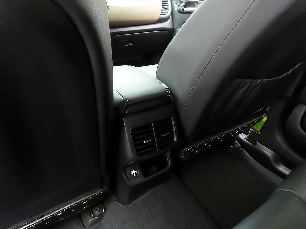 KIA Seltos - Vista 11