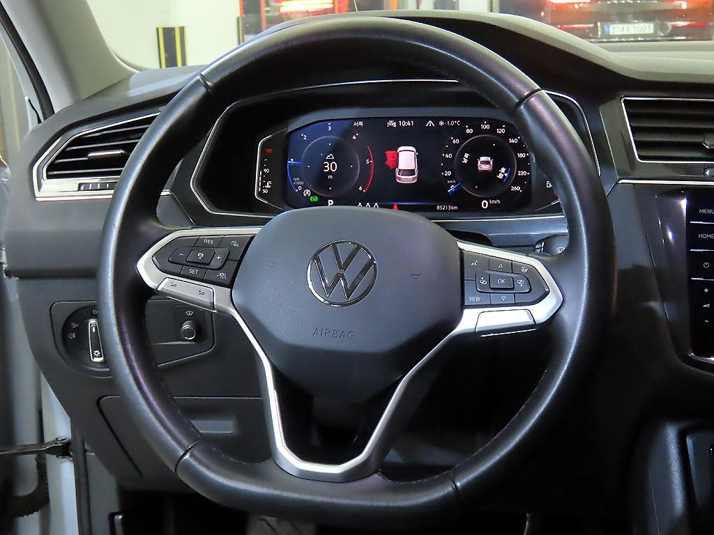 Volkswagen Tiguan - Vista 8