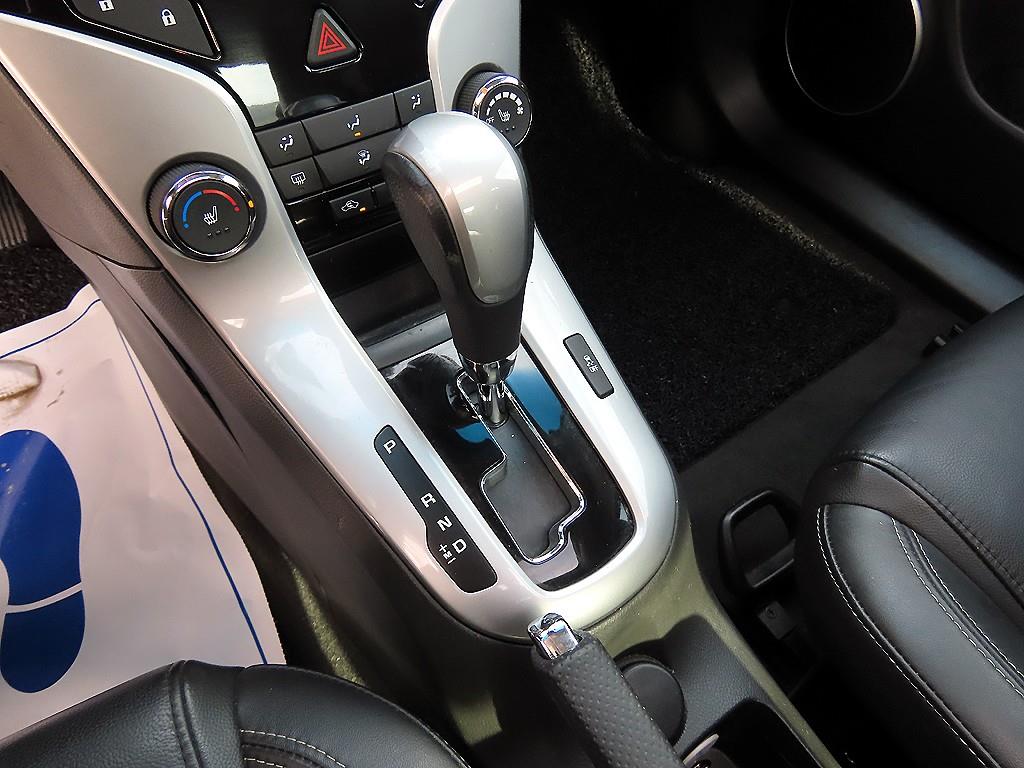 Chevrolet Cruise - Vista 10